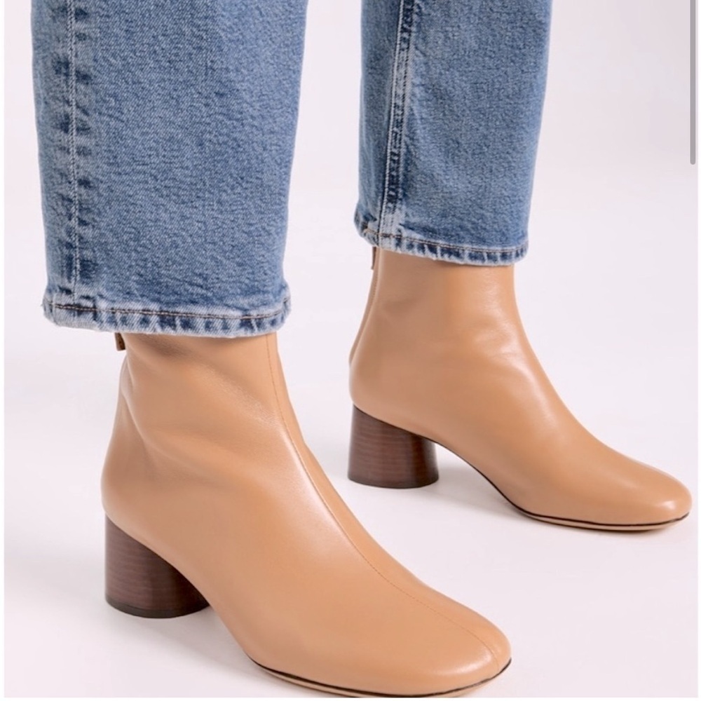 Mansur Gavriel Glove Bootie Caramel Tan Soft Leather Ankle Boots Sz 38.5